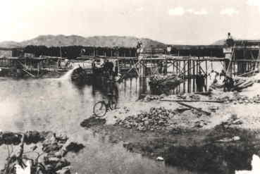 宮良橋の改修工事風景