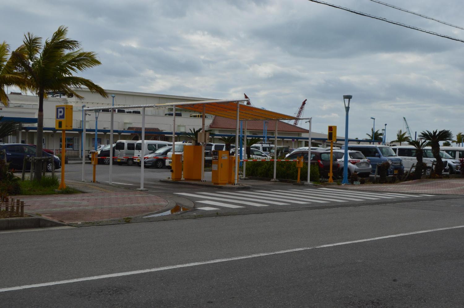 離島ターミナル第一駐車場